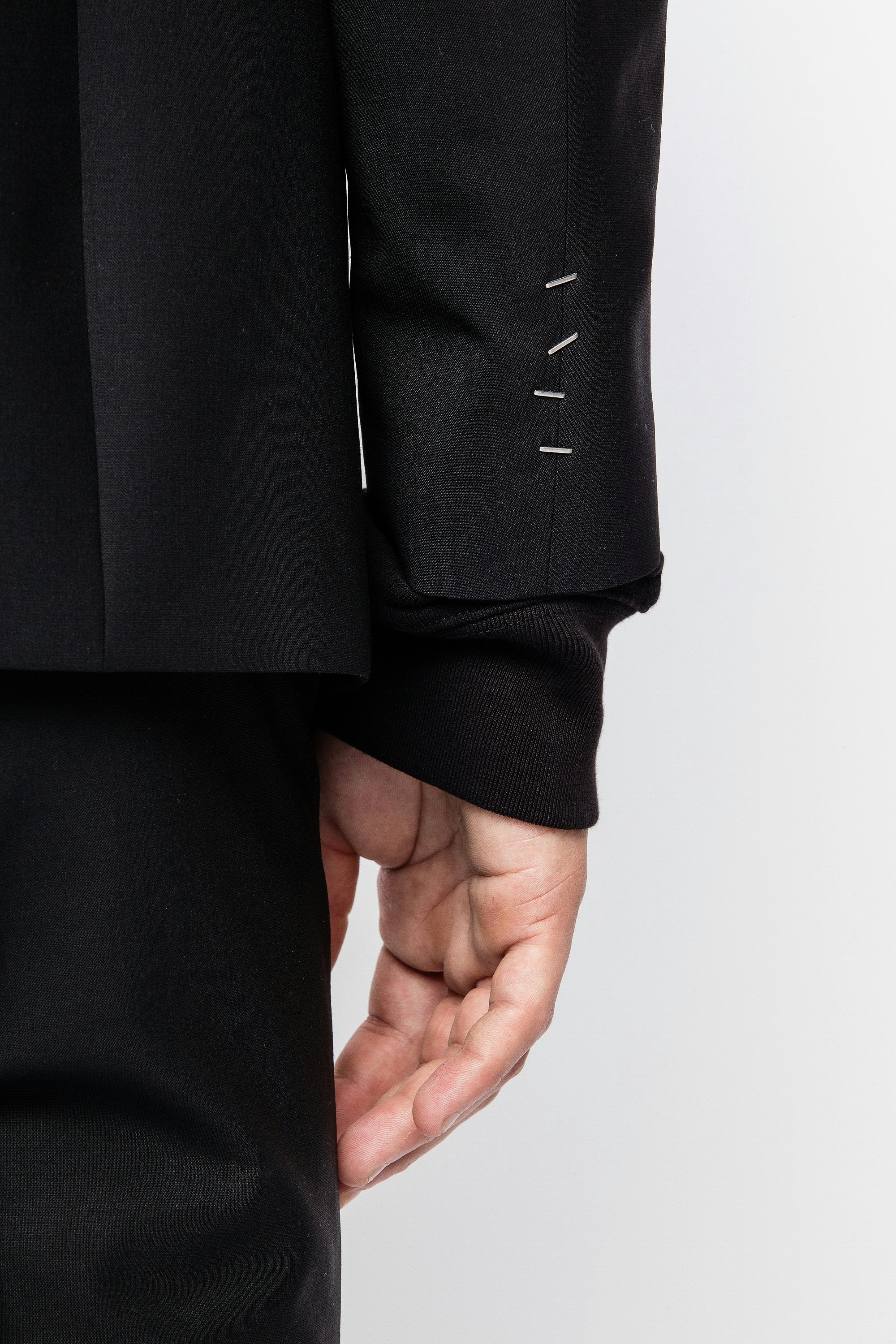 Valmo Staple Jacket - Men’s black suit jacket